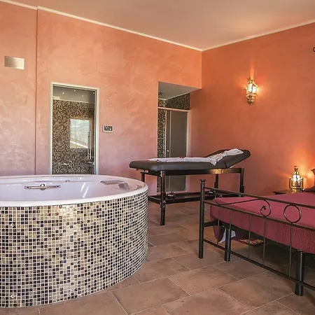 Hotel Biancaneve & Brissogne