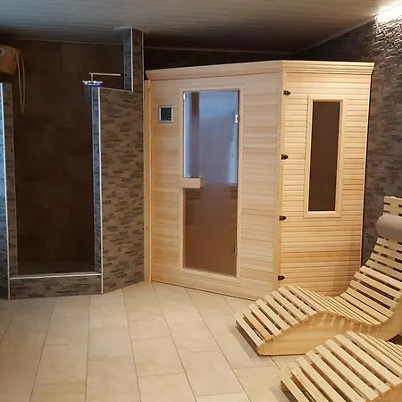 Hotel Biancaneve & 3*
